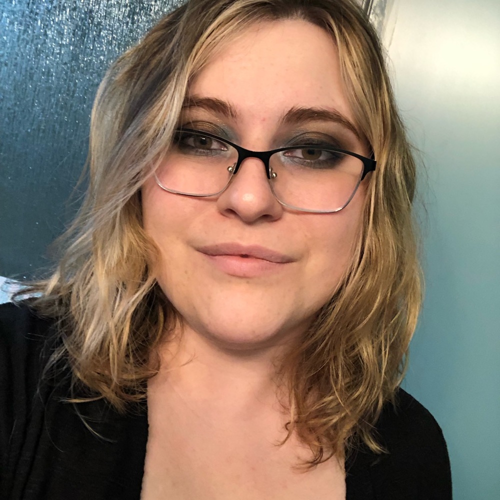 Meet your Posher, Jazmin